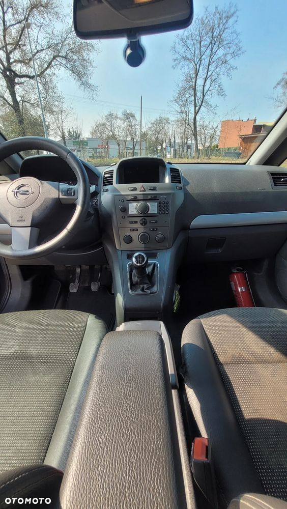 Opel Zafira 1.9 CDTI Cosmo - 3