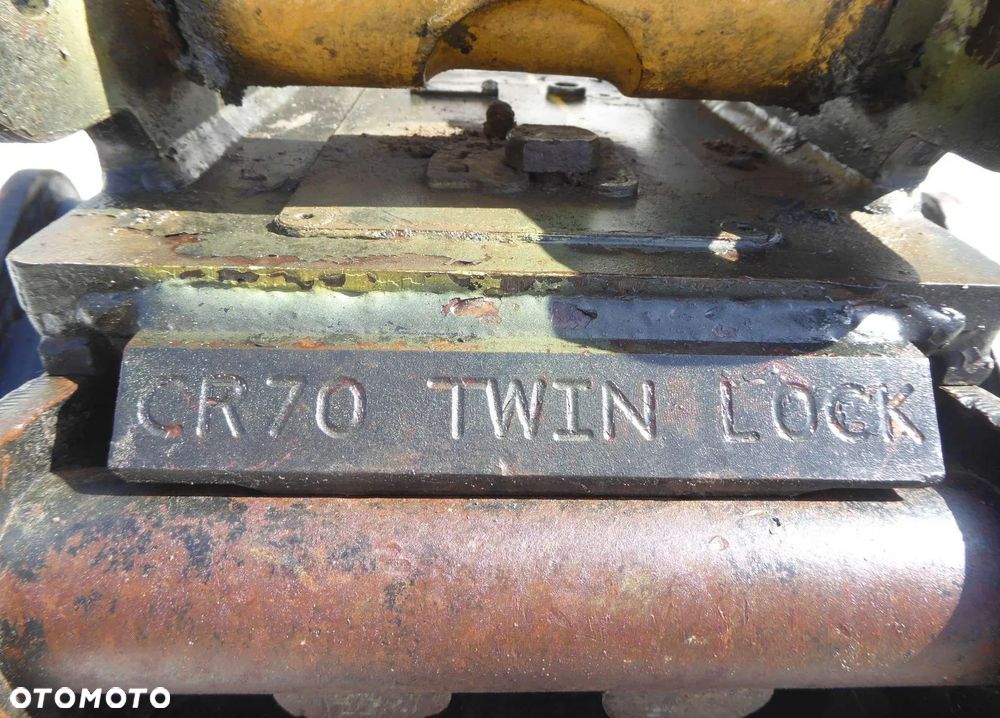 Caterpillar 432 F2 4-cylindrowy - 19