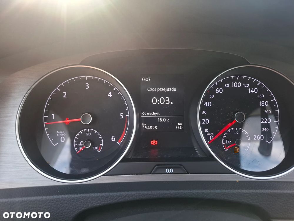 Volkswagen Golf - 16