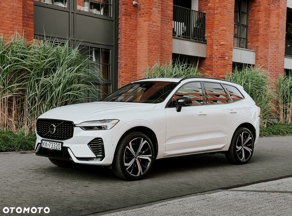 Volvo XC 60 B6 B AWD Ultimate Dark - 1