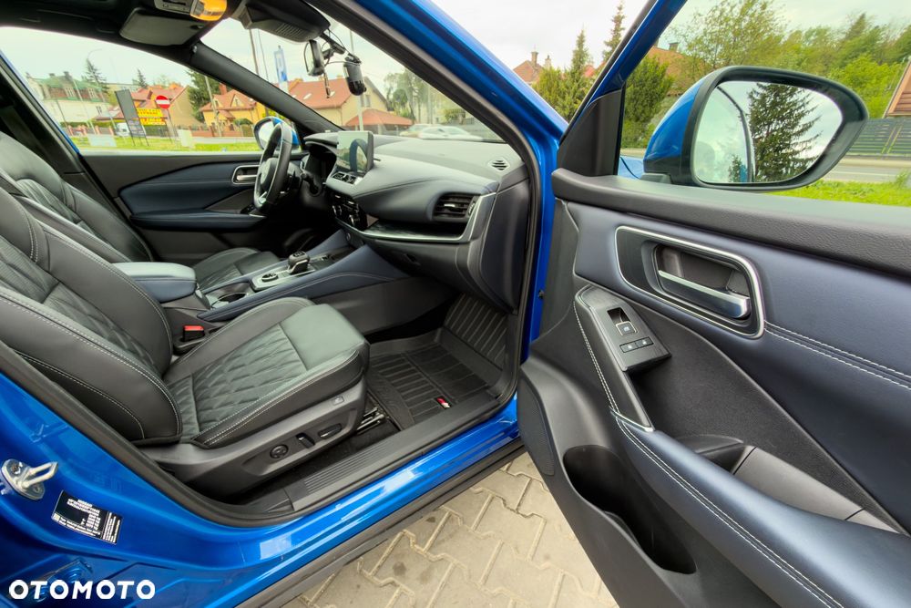Nissan Qashqai 1.3 DIG-T MHEV 4x4 Tekna+ Xtronic - 14