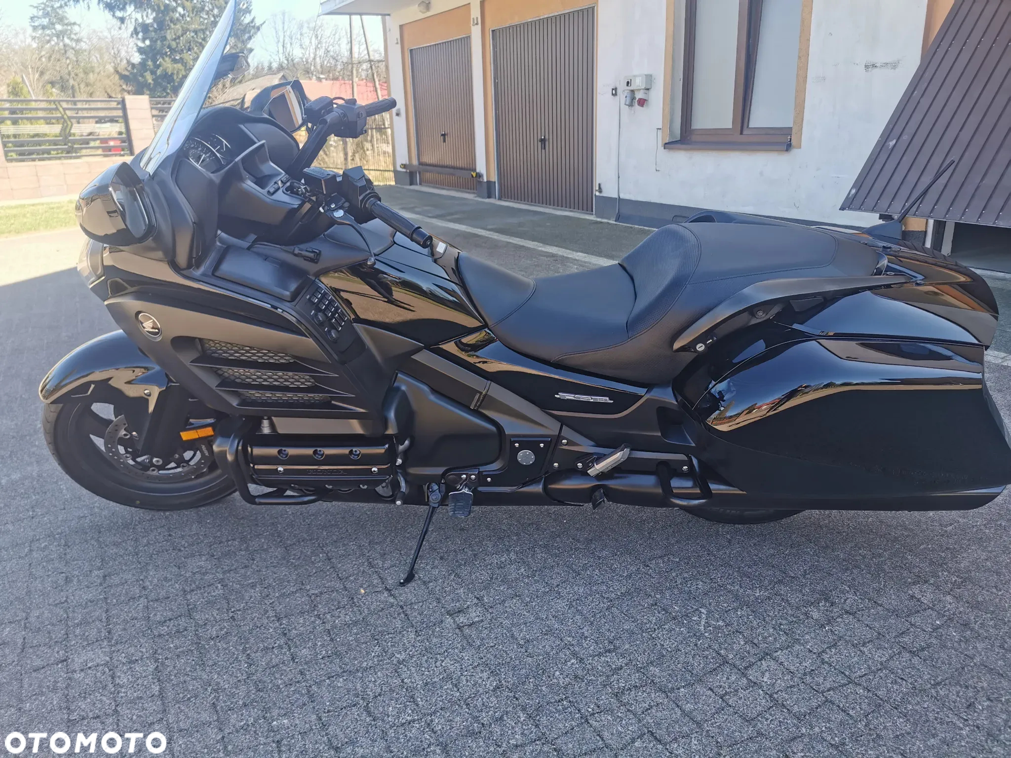 Honda GL - 9