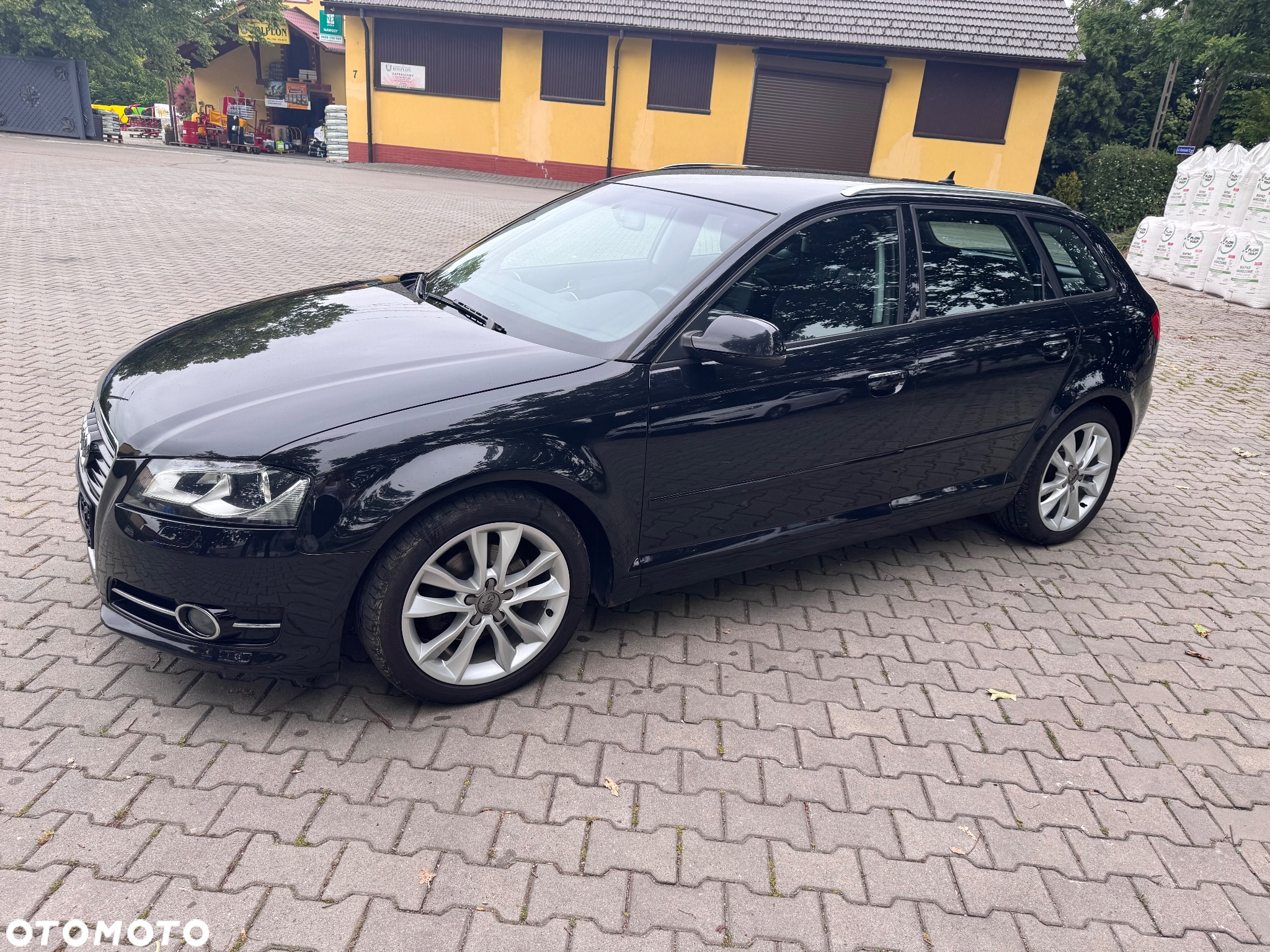 Audi A3 2.0 TDI Sportback DPF Ambiente - 12