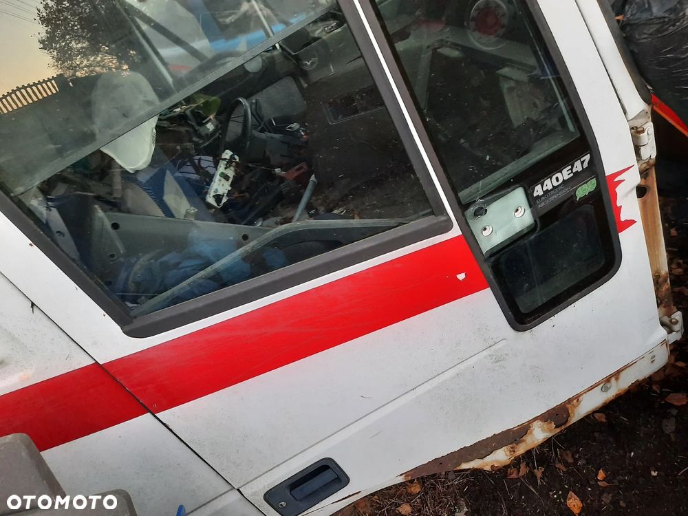Drzwi Lewe Prawe Kompletne lusterko Iveco Eurotech - 1