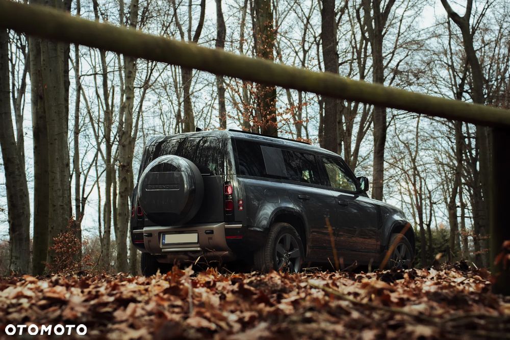 Land Rover Defender 3.0 D250 mHEV X-Dynamic HSE - 6