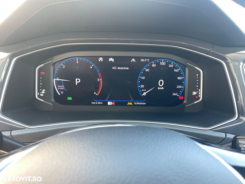 Volkswagen T-Roc 2.0 TDI SCR DSG Style - 39