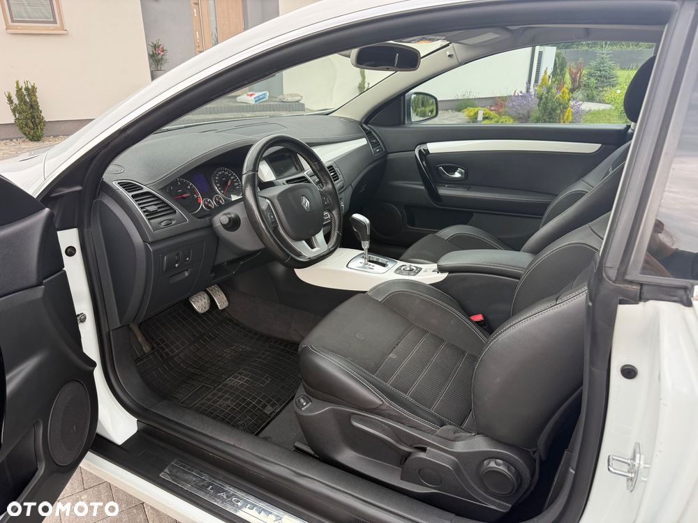 Renault Laguna 2.0 dCi Monaco GP ESM - 11