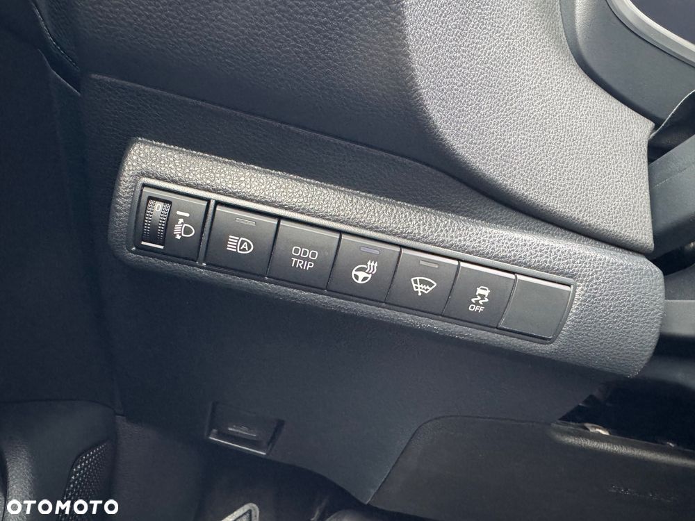 Toyota Corolla 1.8 Hybrid Executive - 34