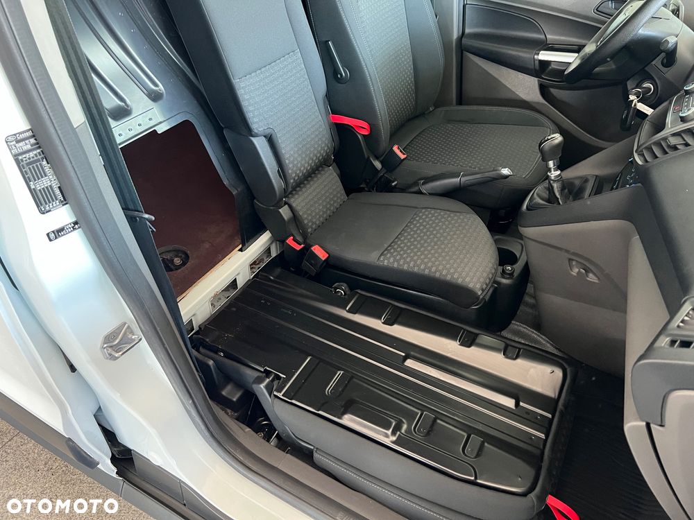 Ford transit connect - 37