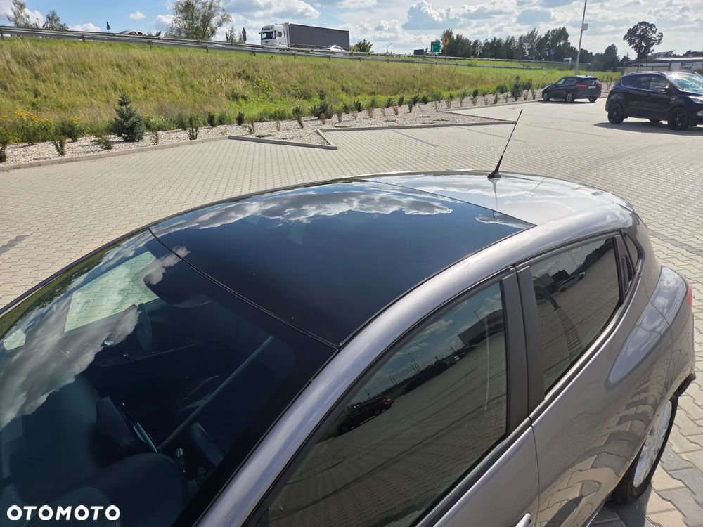 Renault Clio 2015 photo 3