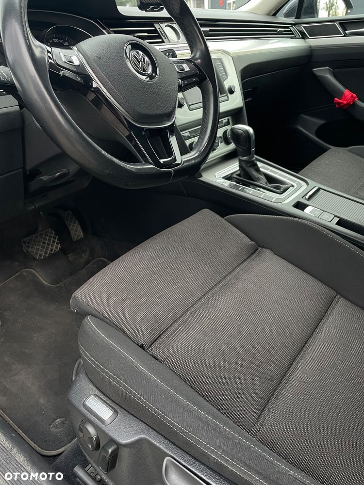 Volkswagen Passat 2.0 TDI BMT Comfortline DSG7 - 11