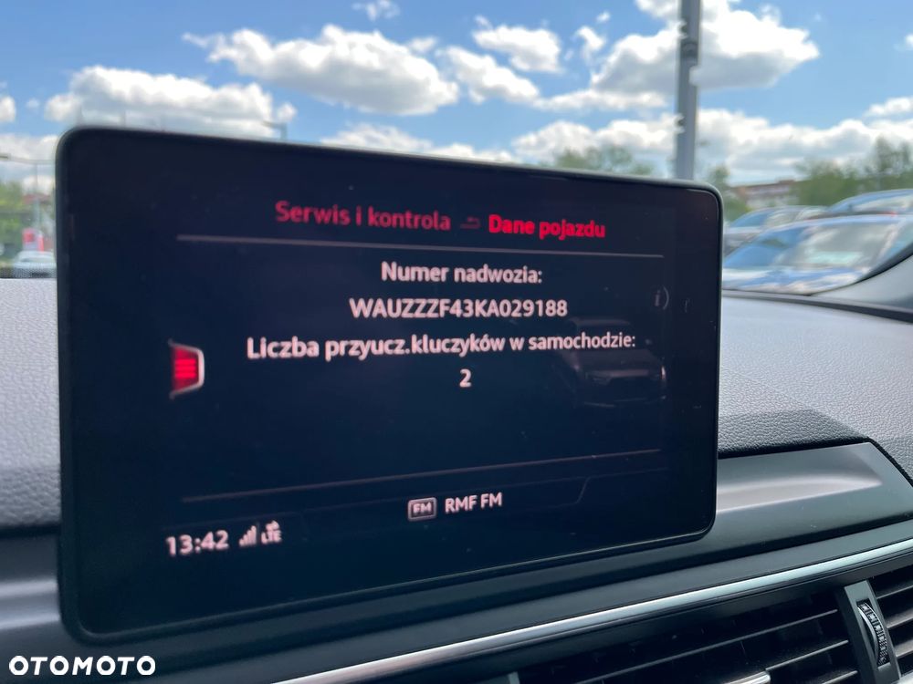 Audi A4 Avant 35 TDI Sport S tronic - 31