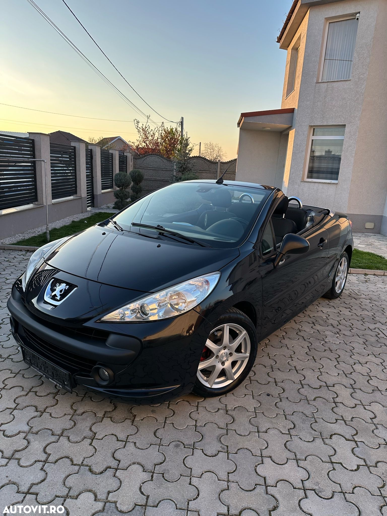 Peugeot 207 1.6HDI Feline - 9