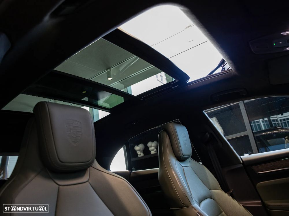 Porsche Macan Electric 4 - 49