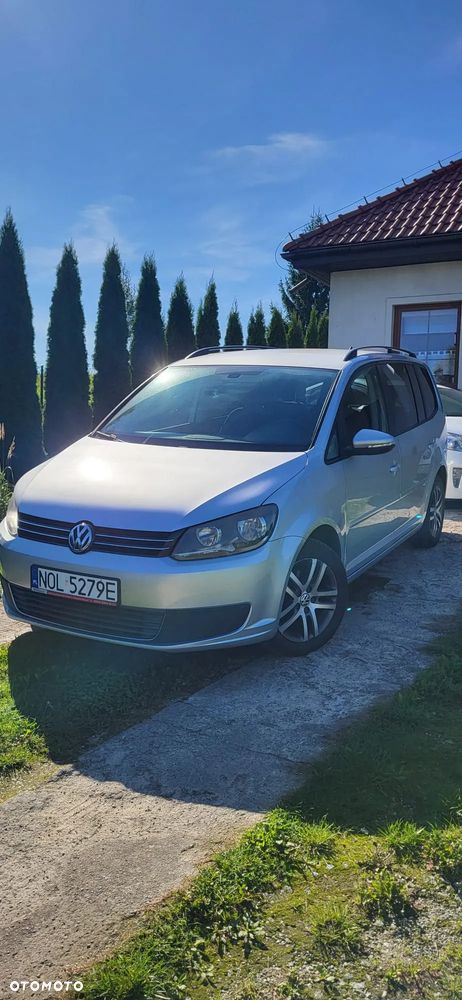 Volkswagen Touran - 1