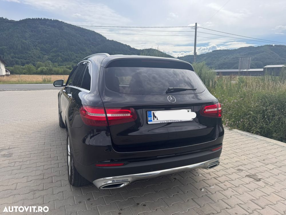 Mercedes-Benz GLC - 4