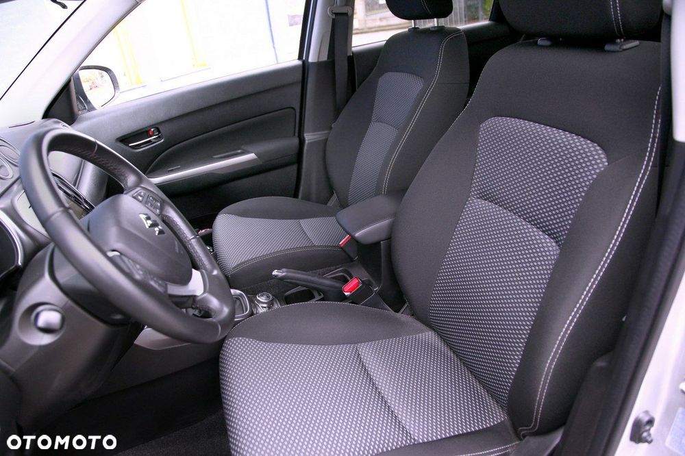 Suzuki Vitara - 20