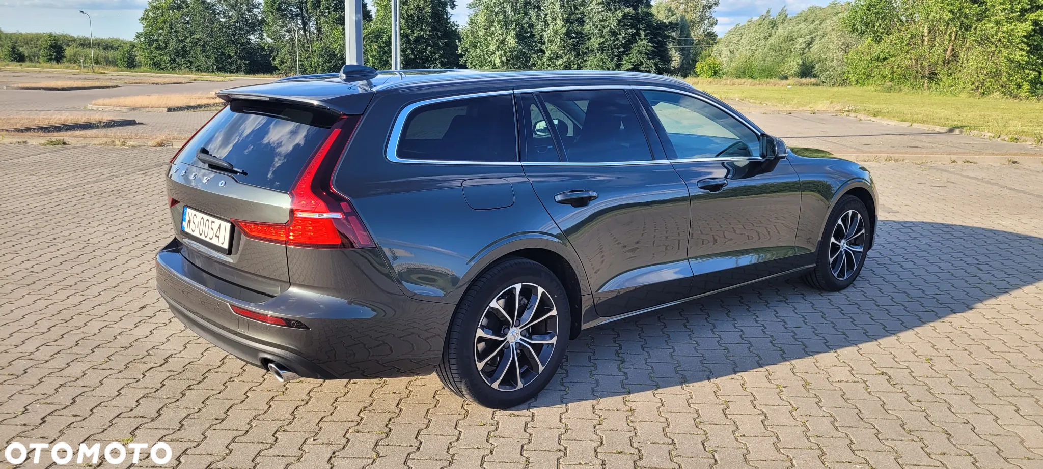 Volvo V60 B3 B Geartronic Momentum Pro - 4