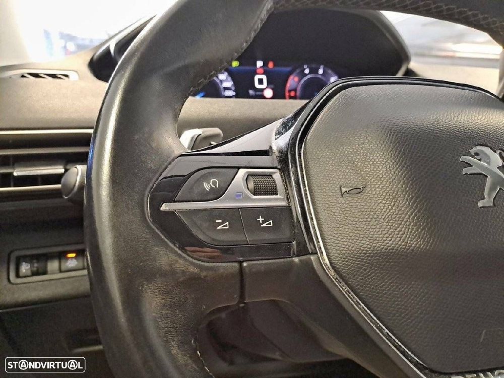 Peugeot 5008 1.5 BlueHDi Allure Pack EAT8 - 17