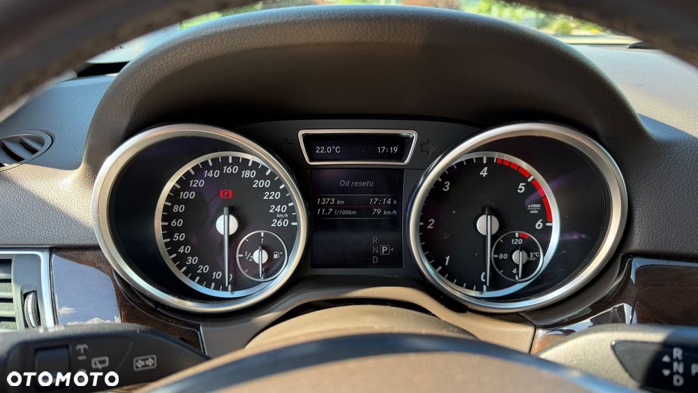 Mercedes-Benz ML - 28