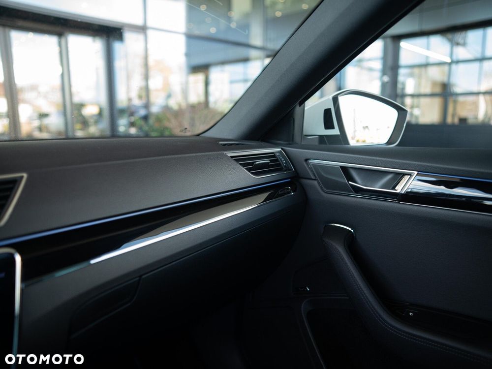 Skoda Superb 2.0 TDI SCR 4x4 L&K DSG - 30