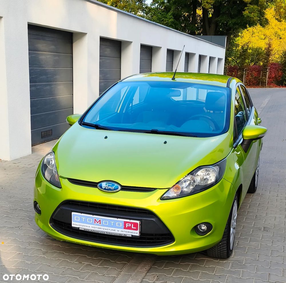 Ford Fiesta - 32