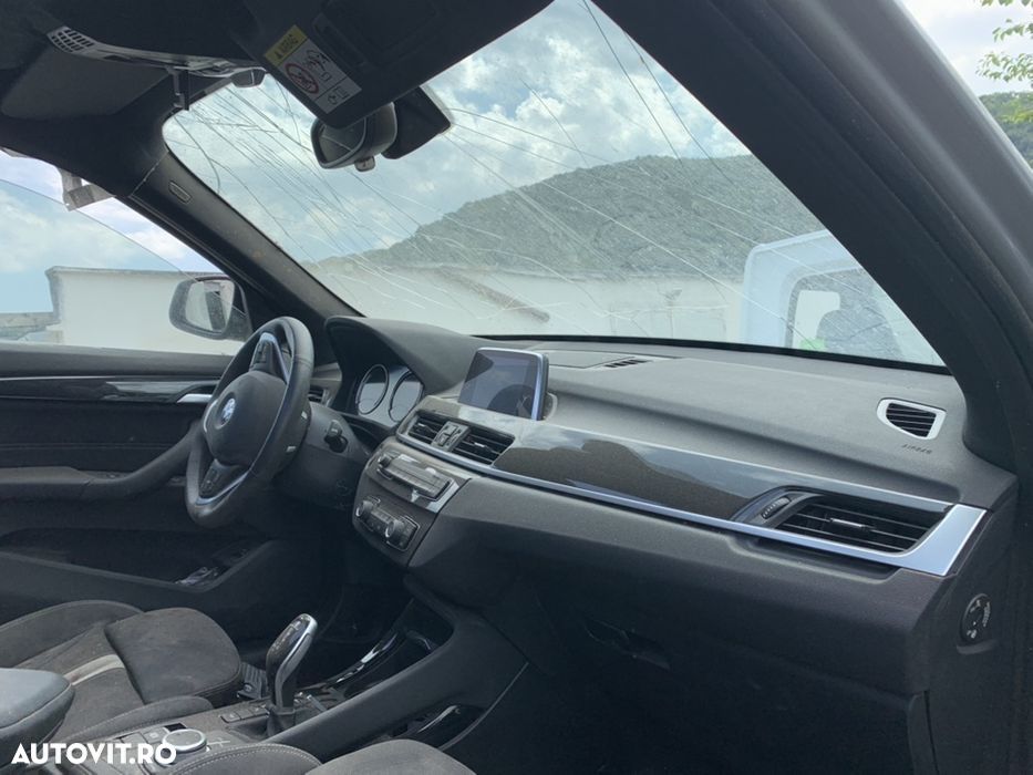 Plansa bord bmw X1 f48 din 2018 - 1