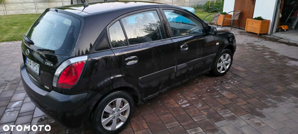 Kia Rio - 3