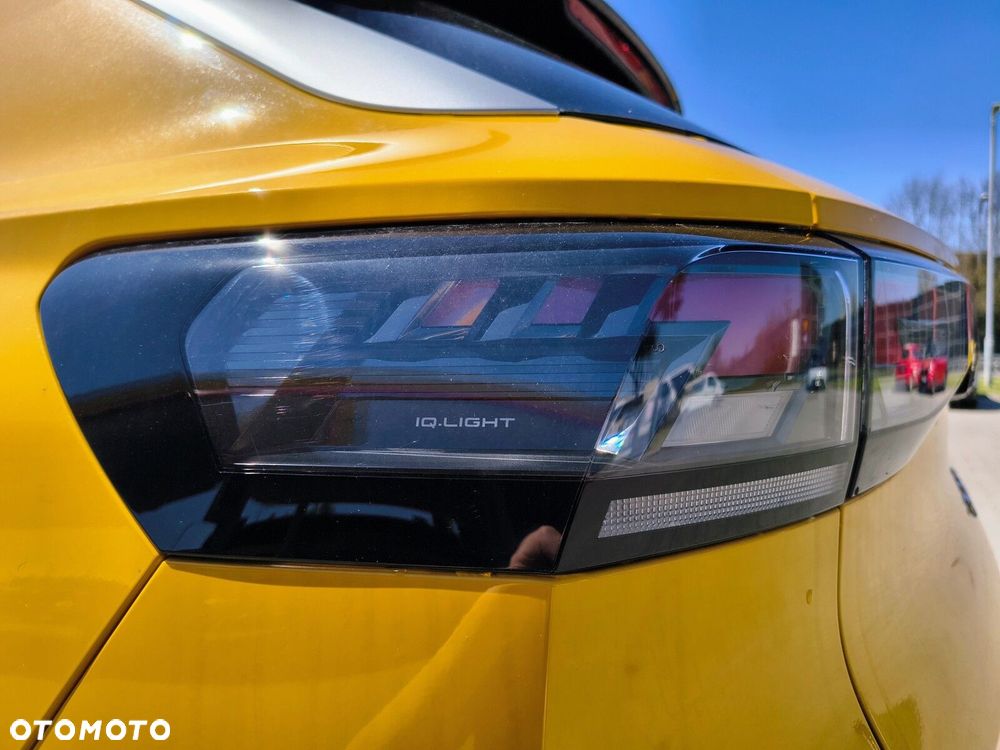 Volkswagen T-Roc 1.5 eTSI Life DSG - 10