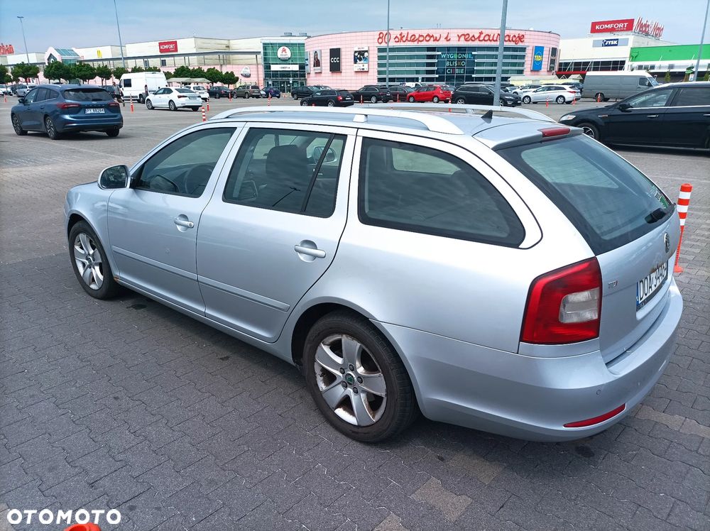 Skoda Octavia - 2