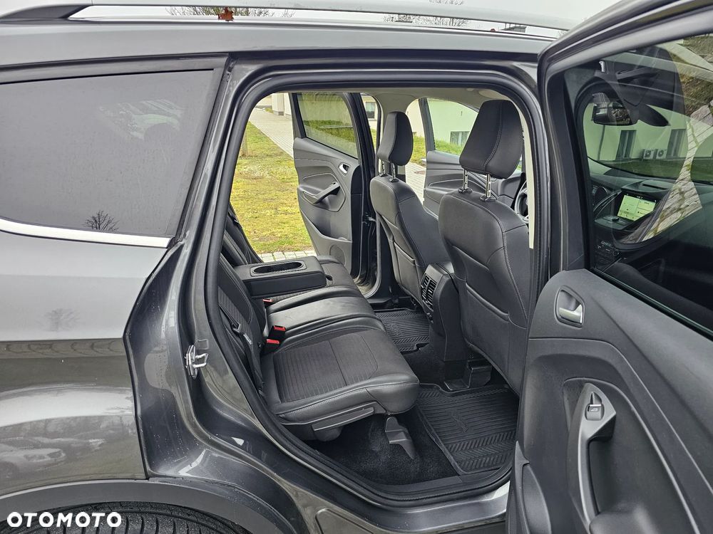 Ford Kuga 2.0 TDCi FWD Titanium Plus - 12