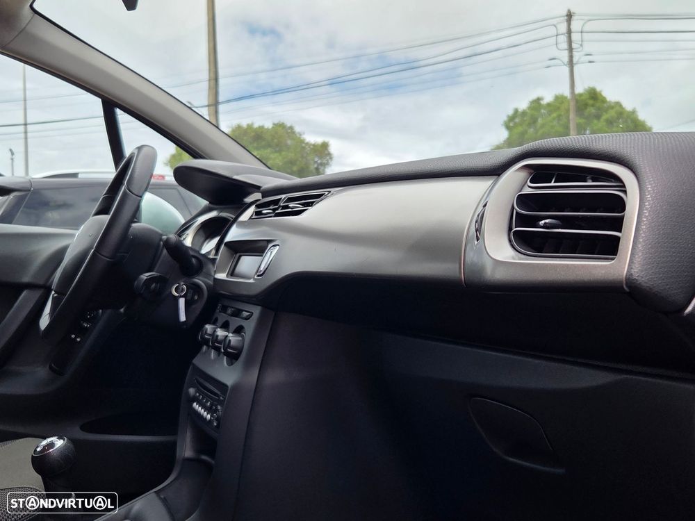 Citroën C3 1.2 VTi Exclusive - 31
