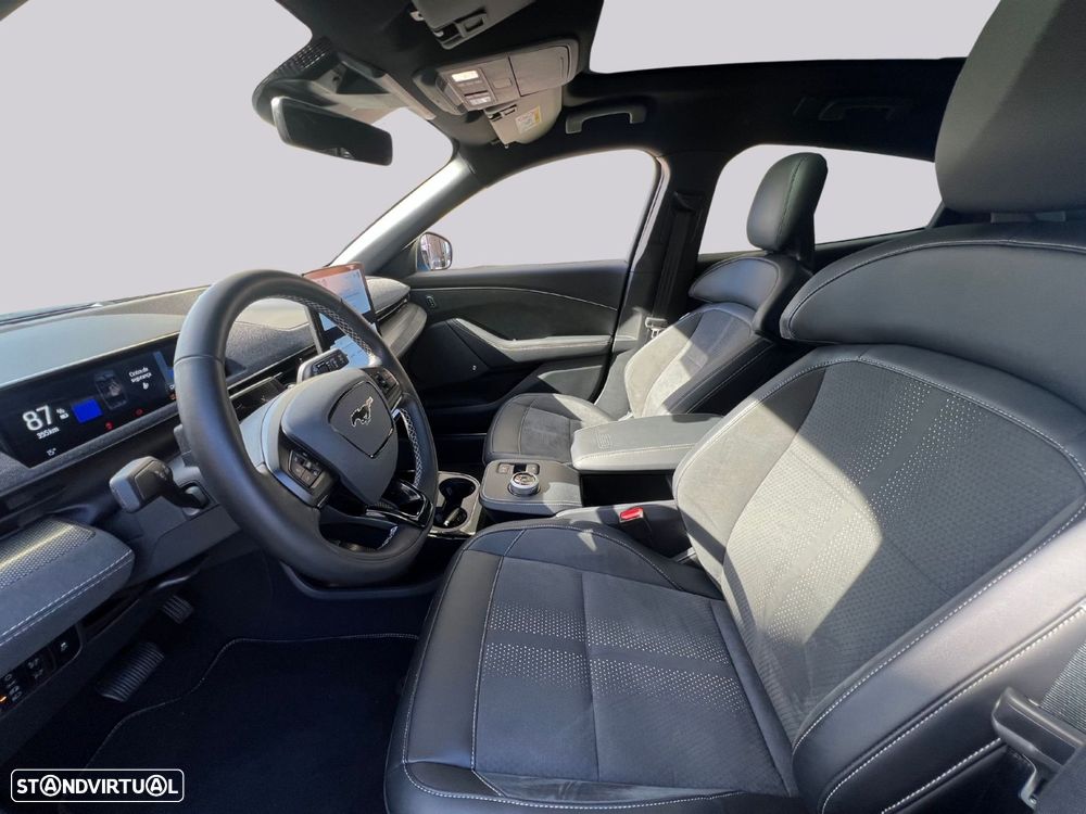 Ford Mustang Mach-E GT AWD - 16