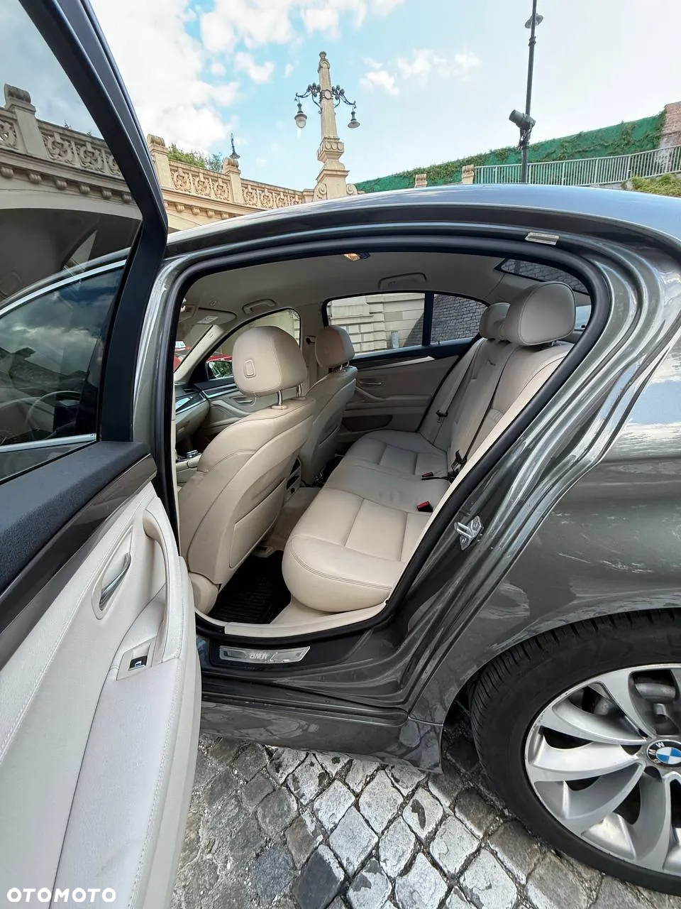 BMW Seria 5 525d xDrive - 8