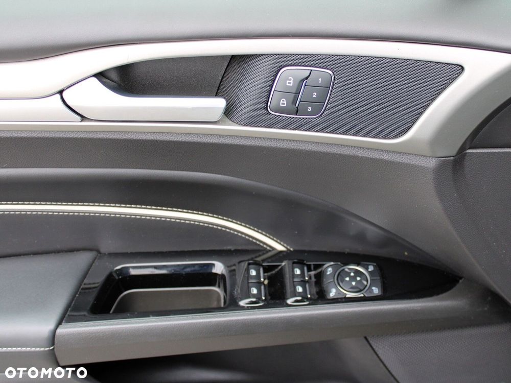 Ford Mondeo Vignale 2.0 TDCi - 35