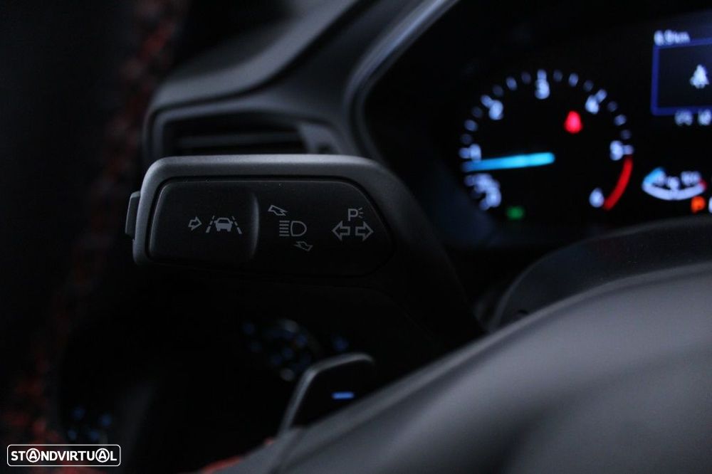 Ford Focus SW 1.5 TDCi EcoBlue ST-Line Aut. - 24