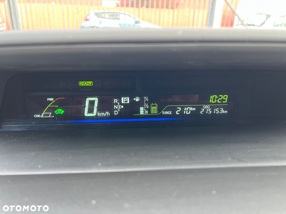 Toyota Prius+ (Hybrid) Comfort - 37