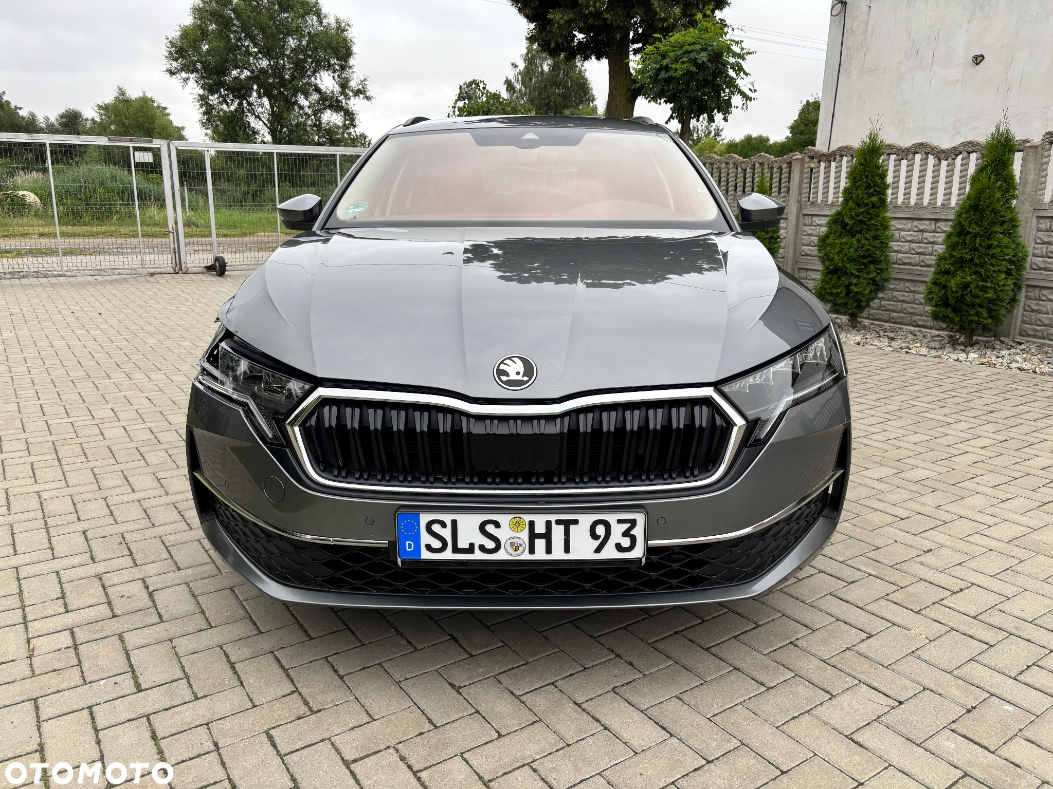 Skoda Octavia Combi 2.0 TDI DSG Edition - 2