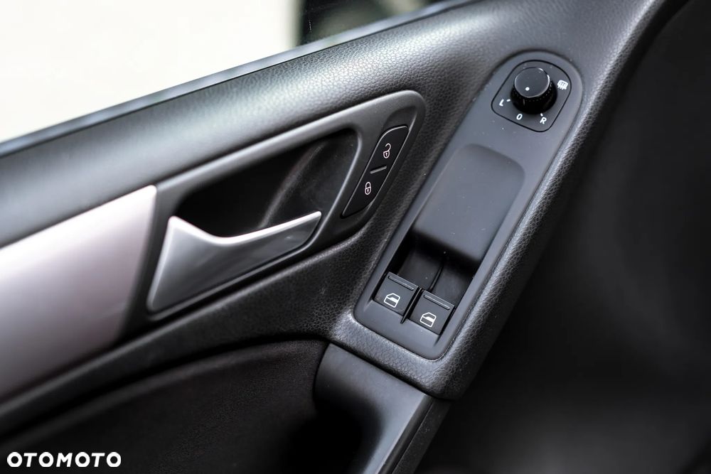 Volkswagen Golf 1.6 Edition - 10