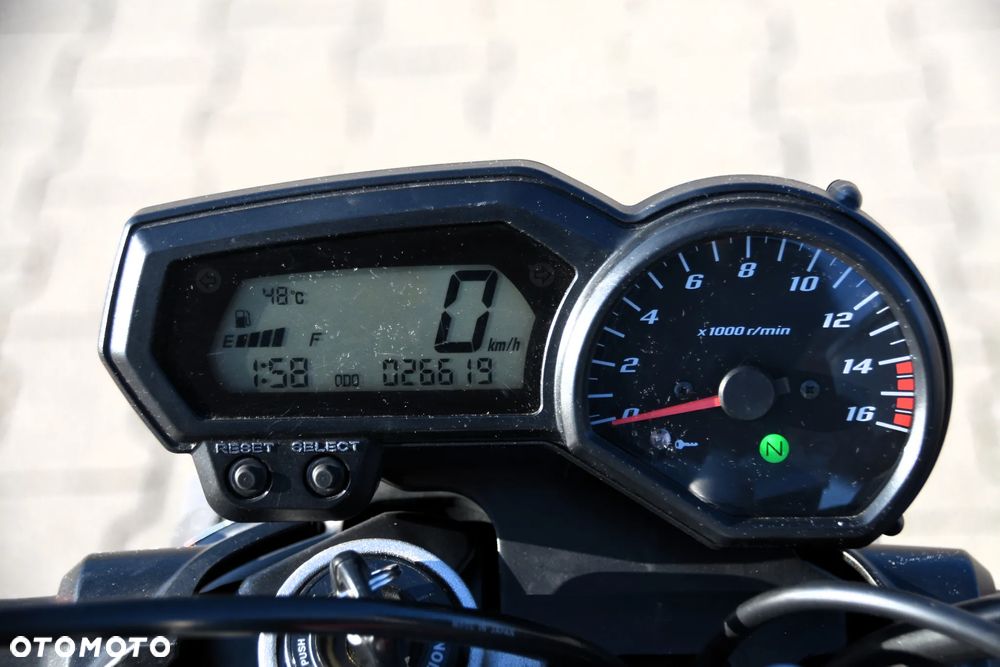 Yamaha FZ6 - 11