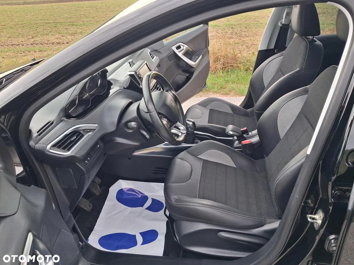 Peugeot 2008 - 24