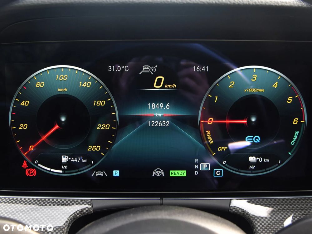 Mercedes-Benz Klasa E 300 de 4Matic 9G-TRONIC - 24