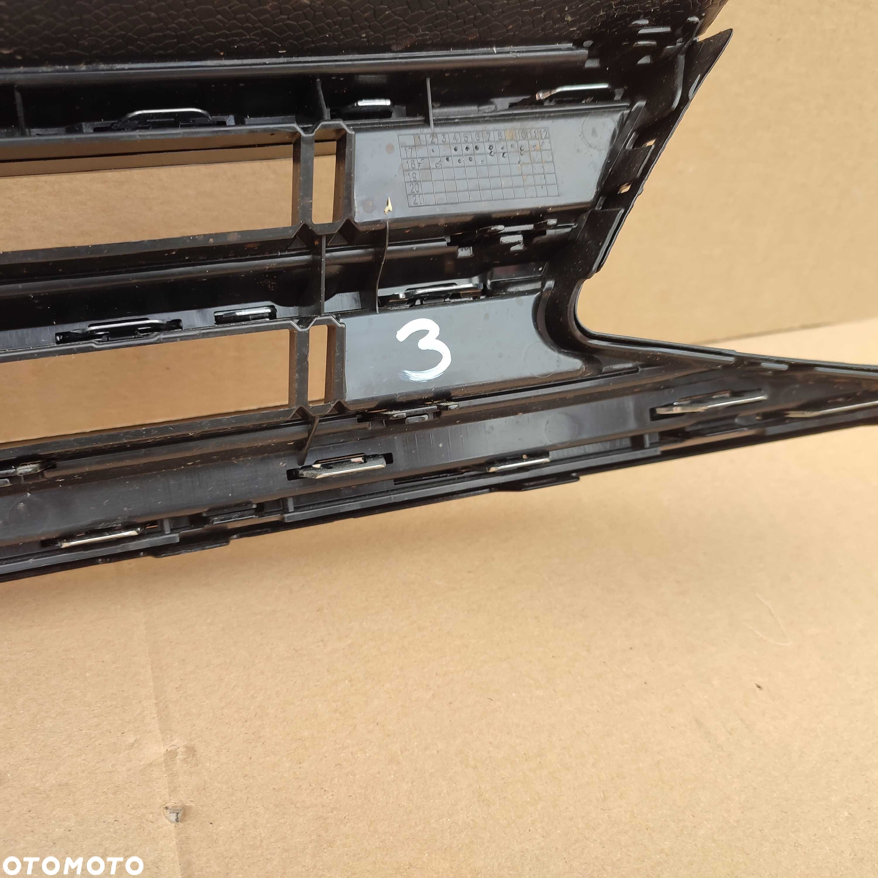 VW Golf Sportsvan Lift grill atrapa zderzaka chrom emblemat - 8