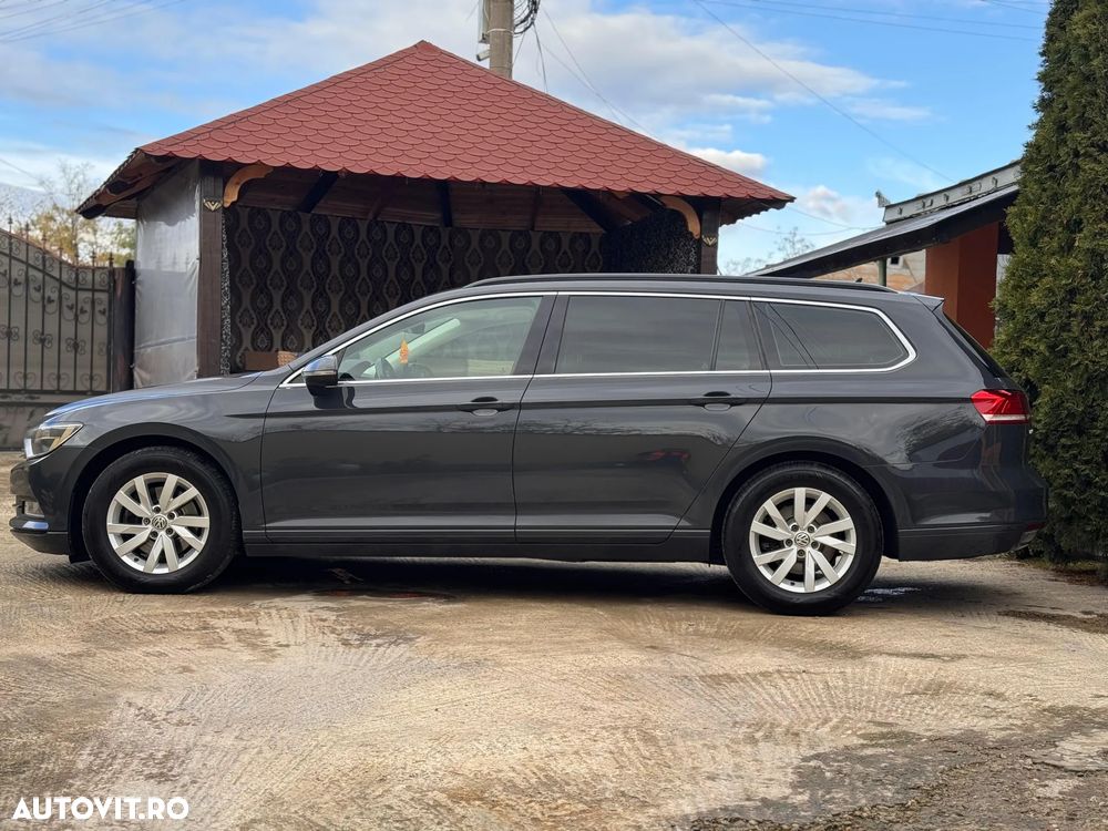 Volkswagen Passat Variant 2.0 TDI DSG (BlueMotion Technology) Highline - 24