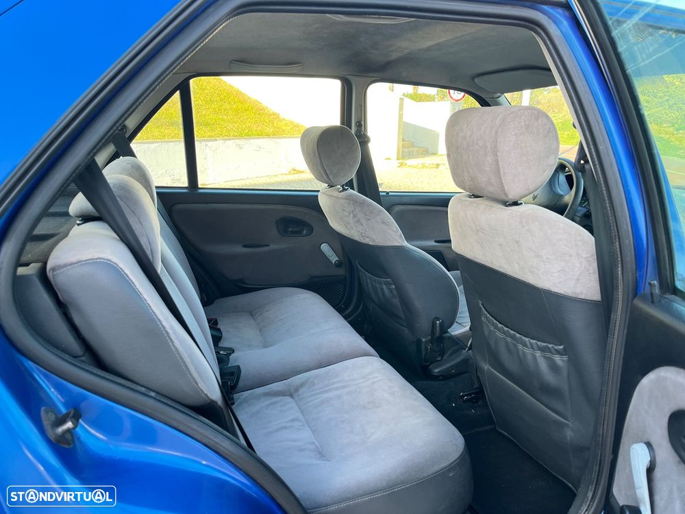 Citroën Saxo 1.1i Exclusive - 4