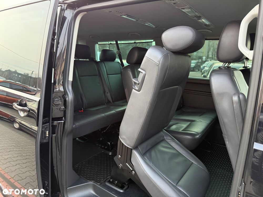 Volkswagen Caravelle - 33