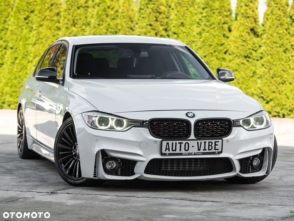 BMW Seria 3 328i xDrive Sport-Aut Sport Line - 2