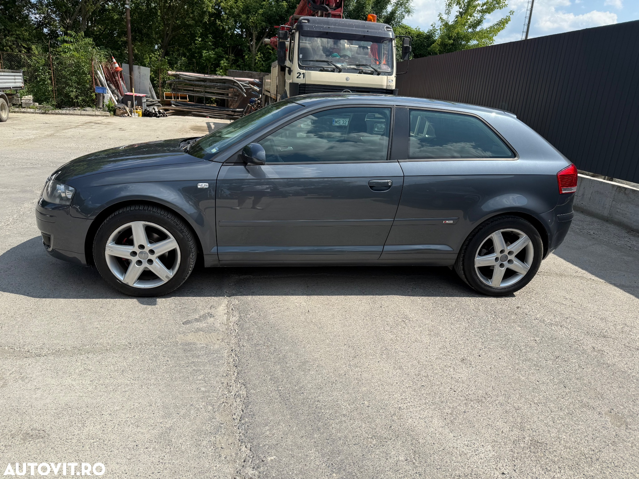 Audi A3 1.6 MPI Ambiente - 4