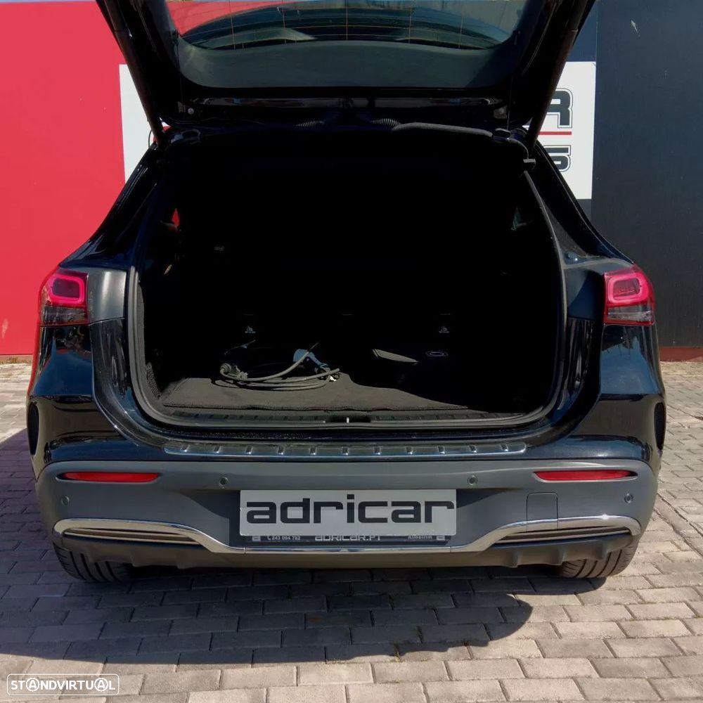 Mercedes-Benz EQA 300 4Matic AMG Line - 8