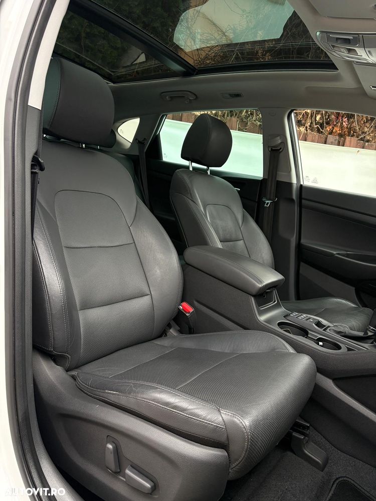 Hyundai Tucson 2.0 CRDI 4WD 6AT Luxury+ - 4